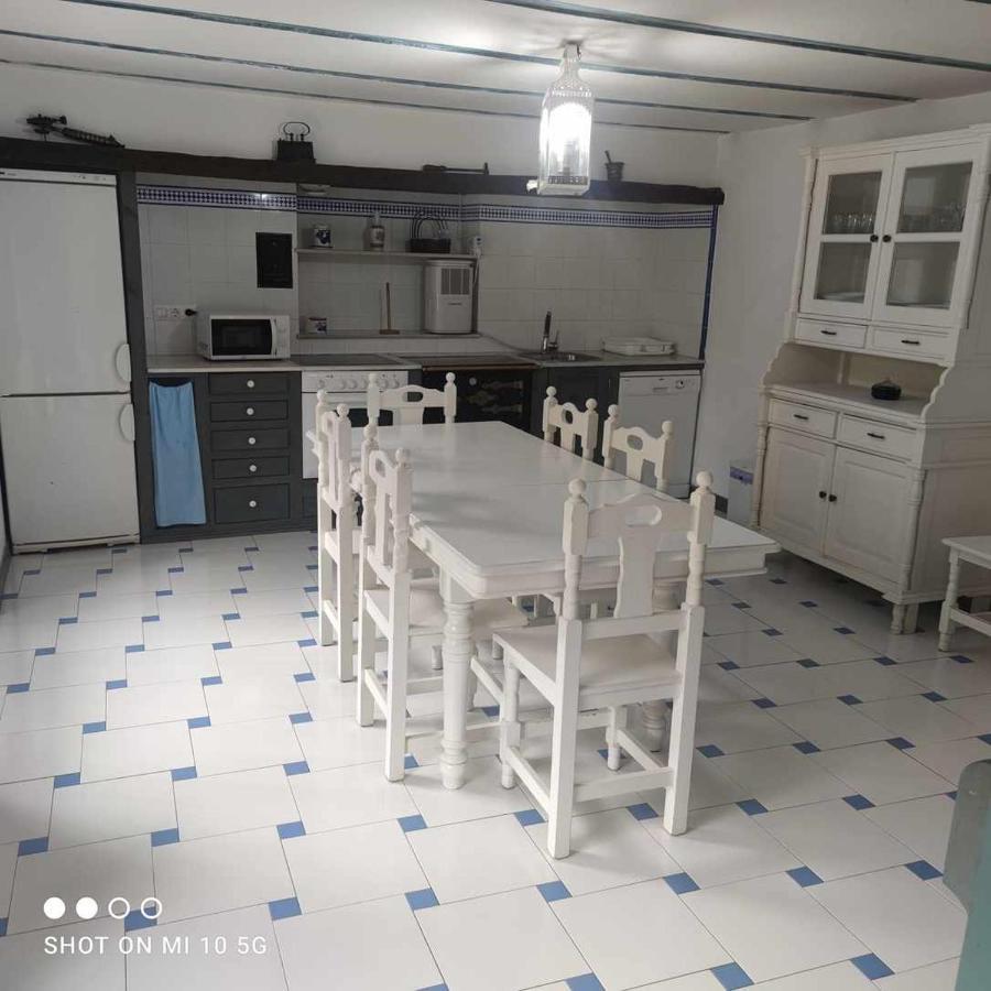 Casa Rural El Amparuco Treceno ภายนอก รูปภาพ
